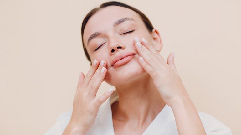 Cildinizi Daha Sağlıklı, Güzel Yapacak Vitamin ve Mineraller